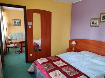 Фото Отель HOTEL ŻUŁAWY г. Эльблонг 4